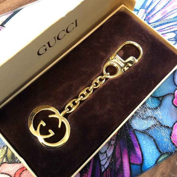 GUCCI GG Vintage Gold Tone Key Chain w Box - Picture 1 of 9